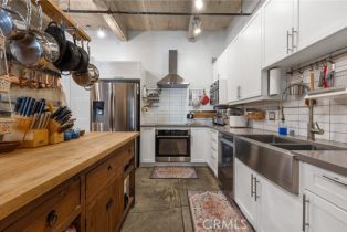 Condominium, 100 5th st, Long Beach, CA 90802 - 13