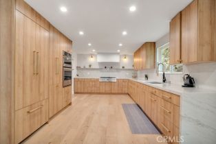 Single Family Residence, 850 Country Club dr, Burbank, CA 91501 - 4