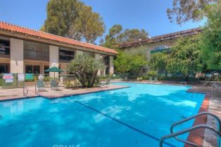 Condominium, 5460 White Oak ave, Encino, CA 91316 - 3