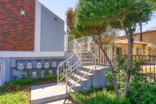 Townhouse, 1706 Grismer ave, Burbank, CA 91504 - 2