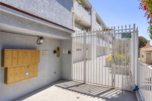 Townhouse, 1706 Grismer ave, Burbank, CA 91504 - 35