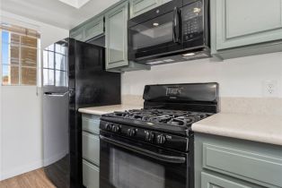 Townhouse, 1706 Grismer ave, Burbank, CA 91504 - 5