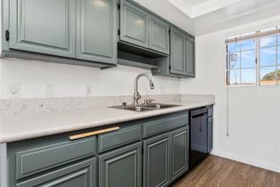 Townhouse, 1706 Grismer ave, Burbank, CA 91504 - 6