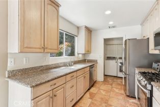 Single Family Residence, 21006 Dumetz rd, Woodland Hills, CA 91367 - 16