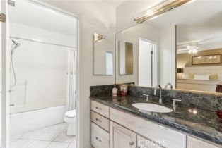 Single Family Residence, 21006 Dumetz rd, Woodland Hills, CA 91367 - 21