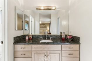 Single Family Residence, 21006 Dumetz rd, Woodland Hills, CA 91367 - 22