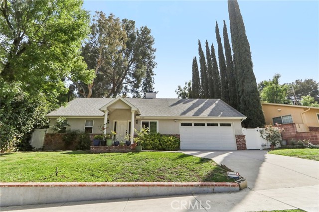 Single Family Residence, 21006 Dumetz rd, Woodland Hills, CA 91367 - 1