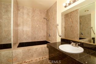 Condominium, 615 Esplanade, Redondo Beach, CA 90277 - 12