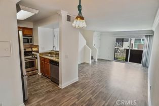 Condominium, 355 Maple st, Burbank, CA 91505 - 4