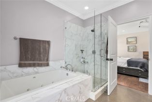 Single Family Residence, 4512 Stansbury ave, Sherman Oaks, CA 91423 - 24