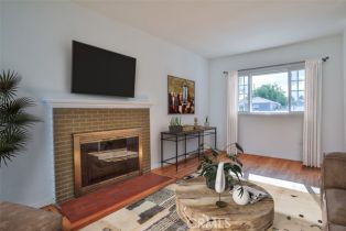 Single Family Residence, 1640 Pepper st, Burbank, CA 91505 - 6