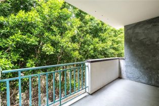 Condominium, 1401 Bentley ave, Westwood, CA 90025 - 13
