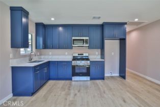 Residential Income, 2111 Scott rd, Burbank, CA 91504 - 14