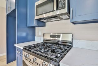 Residential Income, 2111 Scott rd, Burbank, CA 91504 - 33