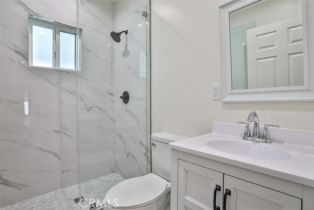 Residential Income, 2111 Scott rd, Burbank, CA 91504 - 38