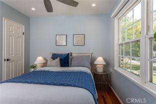 Single Family Residence, 536 Groton dr, Burbank, CA 91504 - 29