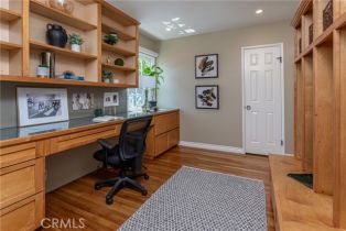 Single Family Residence, 536 Groton dr, Burbank, CA 91504 - 32