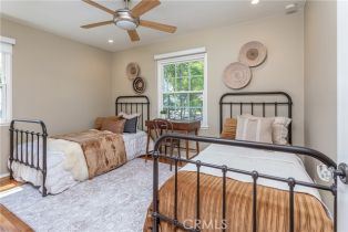 Single Family Residence, 536 Groton dr, Burbank, CA 91504 - 34