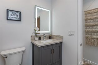 Single Family Residence, 536 Groton dr, Burbank, CA 91504 - 58