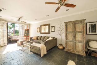 Condominium, 8455 Fountain ave, West Hollywood , CA 90069 - 5