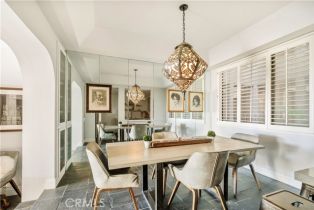 Condominium, 8455 Fountain ave, West Hollywood , CA 90069 - 8