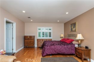 Single Family Residence, 730 Orchard dr, Burbank, CA 91506 - 13