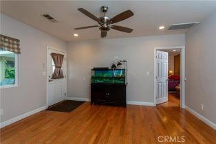 Single Family Residence, 730 Orchard dr, Burbank, CA 91506 - 23