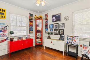 Single Family Residence, 137 Rose st, Burbank, CA 91505 - 15