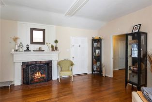 Single Family Residence, 137 Rose st, Burbank, CA 91505 - 9