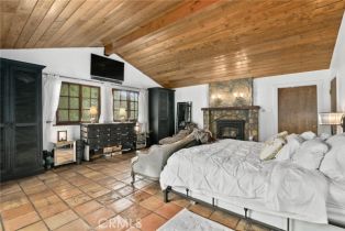 Single Family Residence, 6641 Clear Springs rd, Simi Valley, CA 93063 - 17