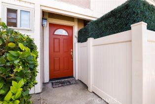 Condominium, 10159 De Soto AVE, Chatsworth, CA  Chatsworth, CA 91311