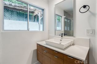 Single Family Residence, 11354 Sunshine ter, Studio City, CA 91604 - 44