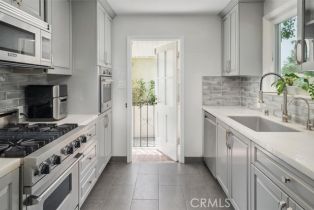 Single Family Residence, 850 Naomi st, Burbank, CA 91505 - 6