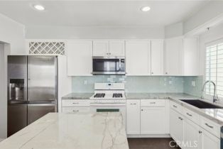 Condominium, 13220 Valleyheart dr, Studio City, CA 91604 - 4