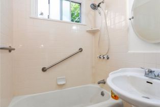 Single Family Residence, 2724 Scott rd, Burbank, CA 91504 - 19