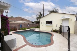 Single Family Residence, 835 Lincoln st, Burbank, CA 91506 - 24