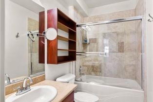 Condominium, 15206 Burbank blvd, Sherman Oaks, CA 91411 - 31