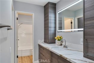 Condominium, 5460 White Oak ave, Encino, CA 91316 - 10