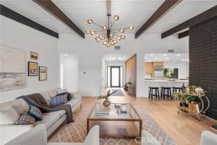 Single Family Residence, 24201 Caris st, Woodland Hills, CA 91367 - 11