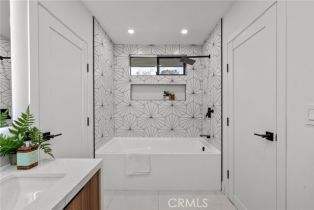 Single Family Residence, 24201 Caris st, Woodland Hills, CA 91367 - 27