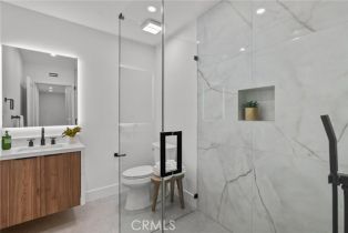 Single Family Residence, 24201 Caris st, Woodland Hills, CA 91367 - 30