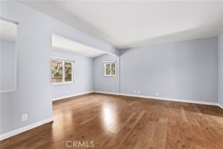 Single Family Residence, 6452 Hanna ave, Woodland Hills, CA 91303 - 12