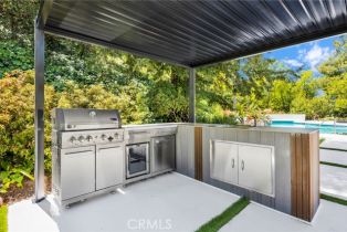 Single Family Residence, 20101 Greenbriar dr, Tarzana, CA 91356 - 36