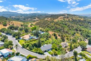 Single Family Residence, 20101 Greenbriar dr, Tarzana, CA 91356 - 41