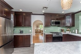 Single Family Residence, 531 Sparks st, Burbank, CA 91506 - 17