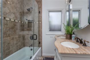 Single Family Residence, 531 Sparks st, Burbank, CA 91506 - 24