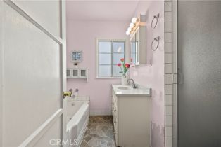 Single Family Residence, 2505 North Keystone street, Burbank, CA 91504 - 12