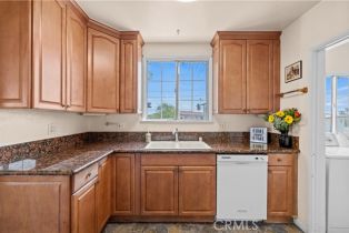 Single Family Residence, 2505 North Keystone street, Burbank, CA 91504 - 7