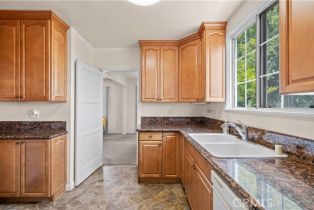 Single Family Residence, 2505 North Keystone street, Burbank, CA 91504 - 8