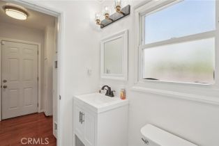 Single Family Residence, 6552 Farralone ave, Woodland Hills, CA 91303 - 21